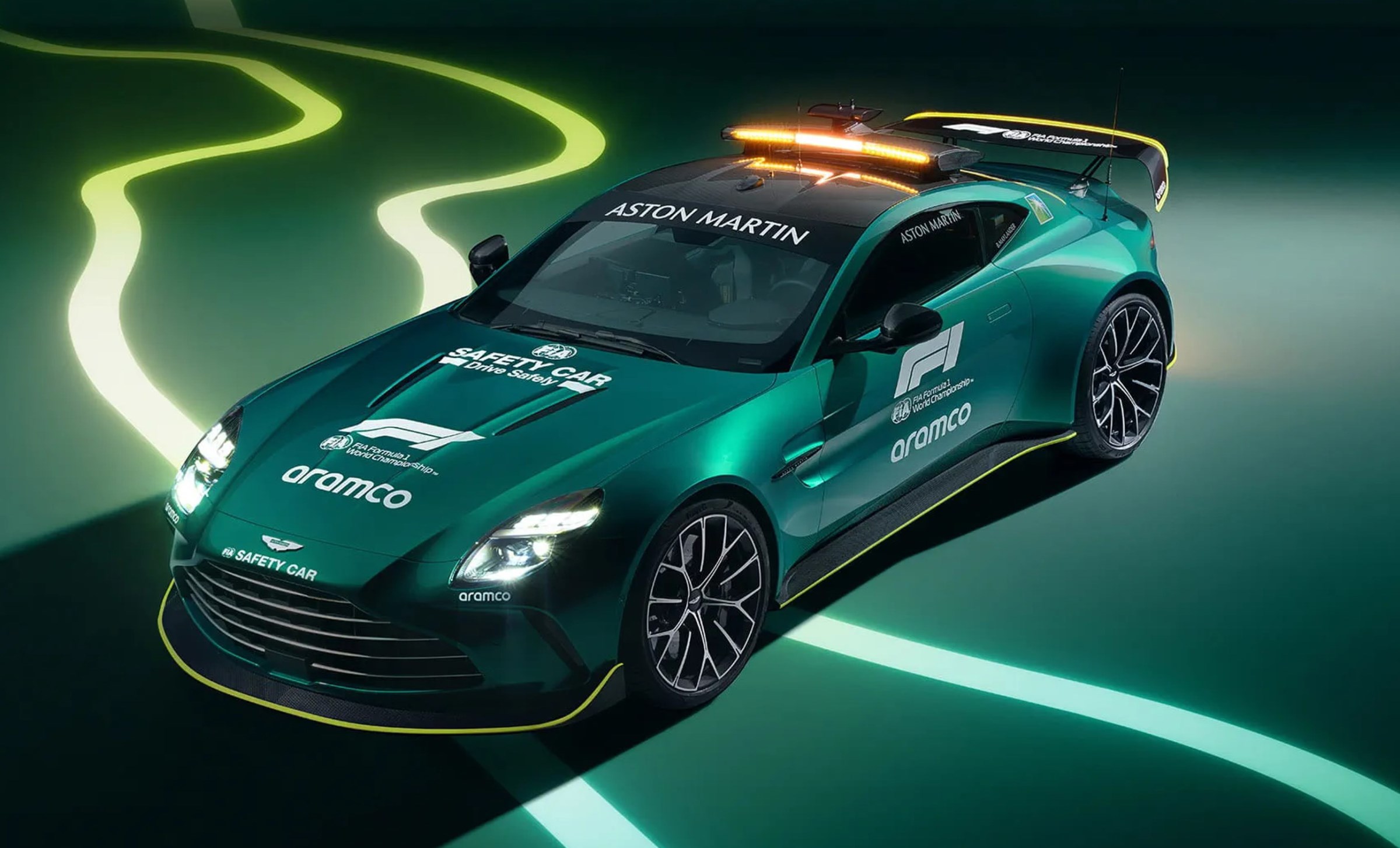 VALERIAN パンフレット LEGO Instructions for set 76925 Aston Martin Vantage Safety